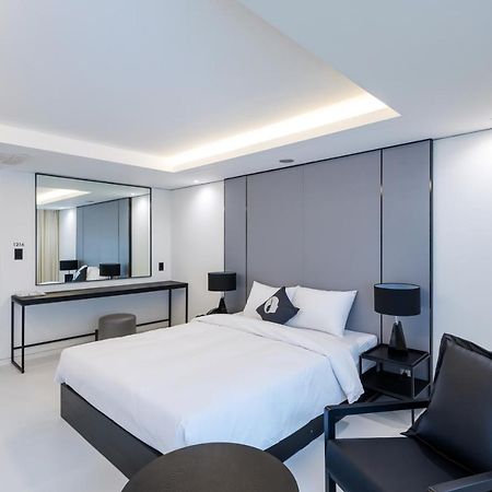 Hotel The Designers Yeouido Szöul Kültér fotó