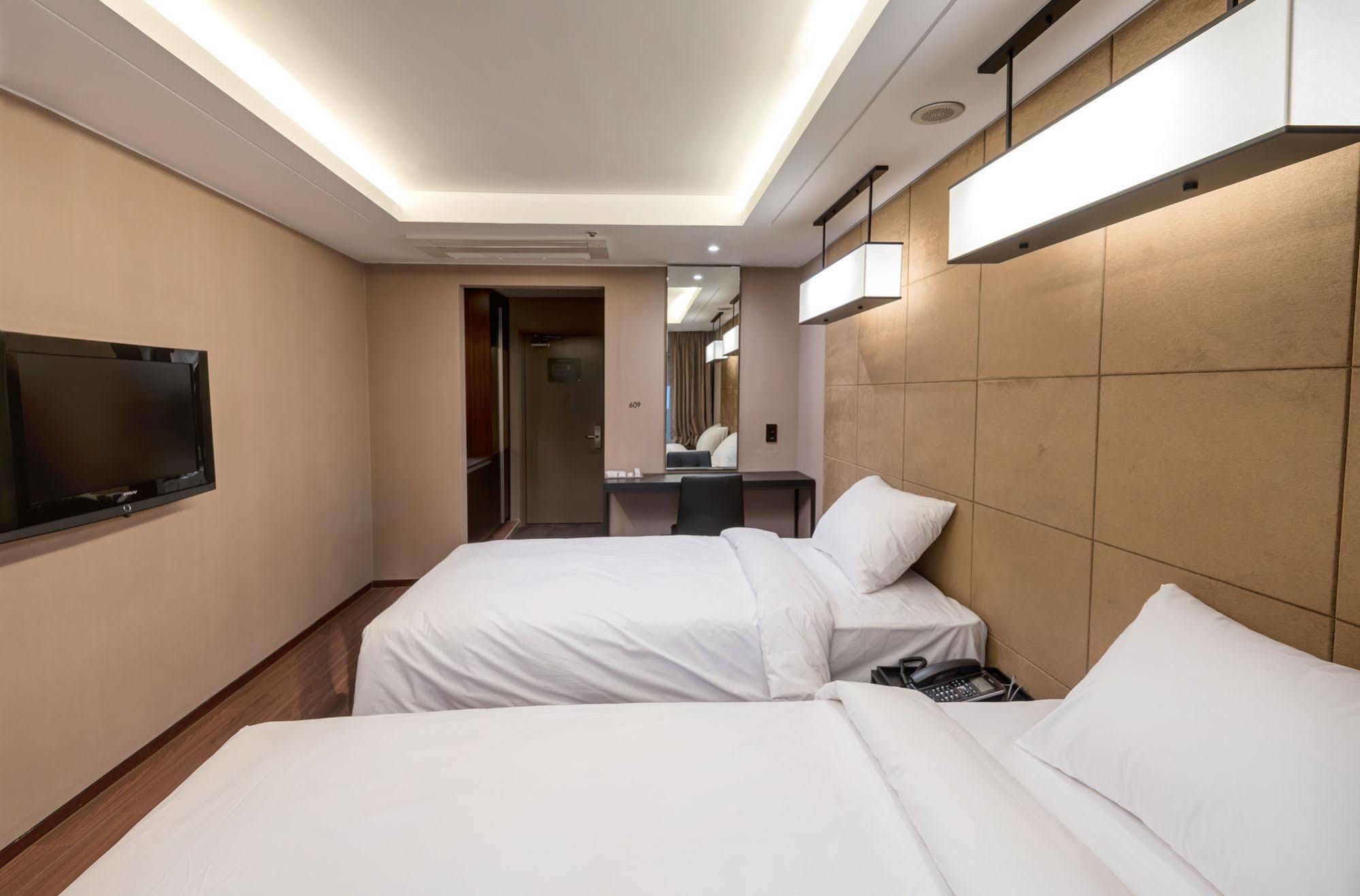 Hotel The Designers Yeouido Szöul Kültér fotó